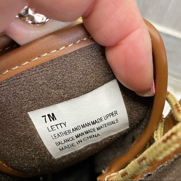 PRISTINE Khombu Letty Leather Lace Up Lined Duck Boots 7M - Picture 8 of 9